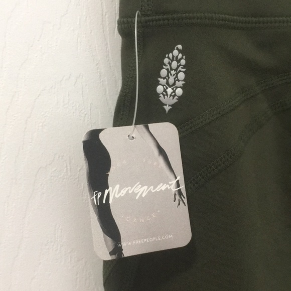 NWT FP MOVEMENT BIKER SHORTS - Picture 5 of 6